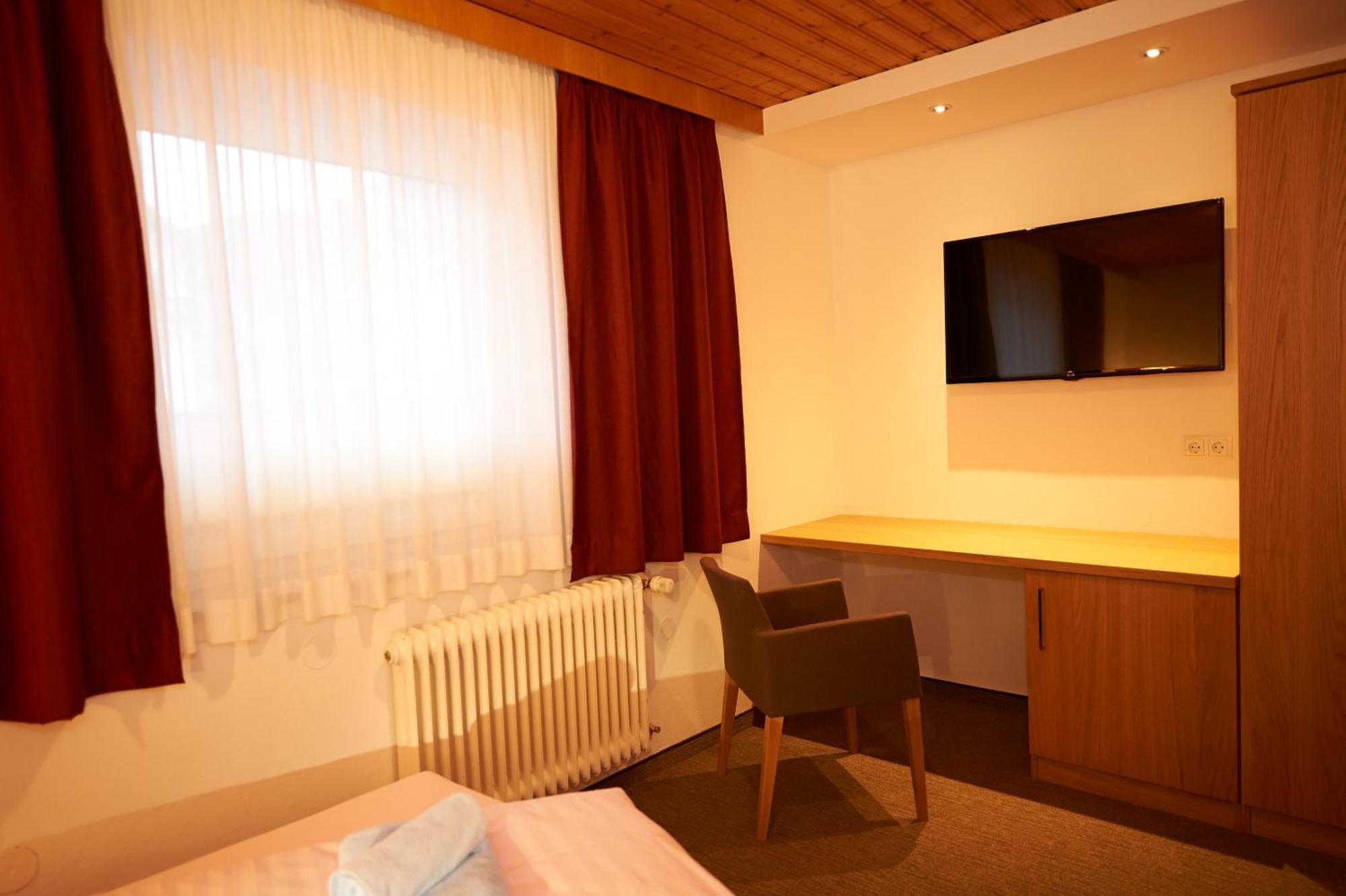 Apartments Neue Post Филцмос Екстериор снимка