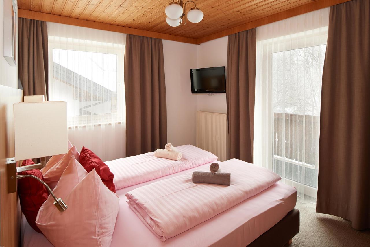 Apartments Neue Post Филцмос Екстериор снимка